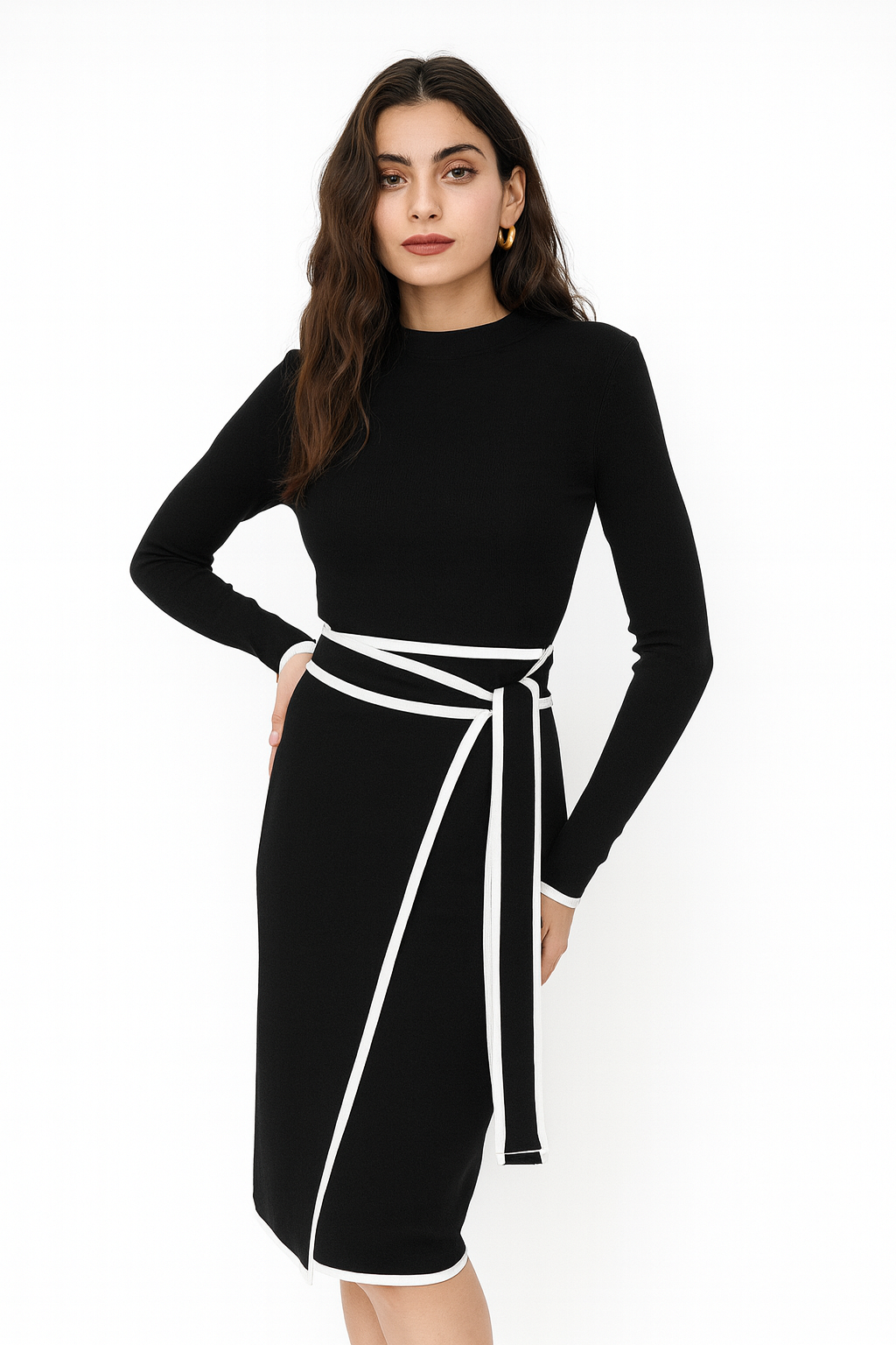 Damen Strick-Midikleid mit Stehkragen und Bindegürtel